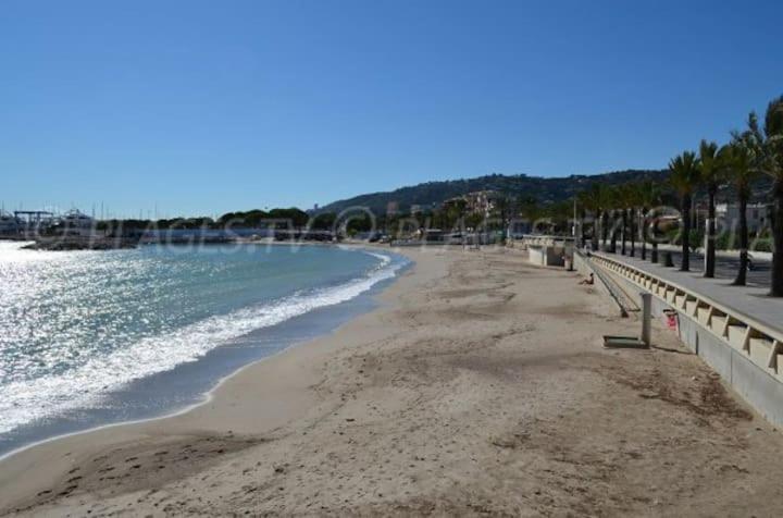 F1 A 5 Minutes Des Plages Et De La Gare Vallauris Ngoại thất bức ảnh